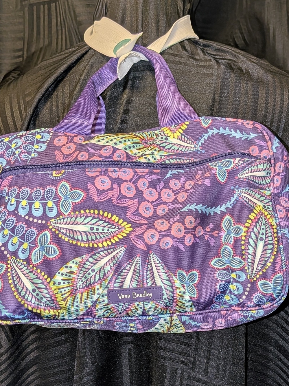 Very nice Vera Bradley laptop or tablet bag. 11" x 8" x 4"